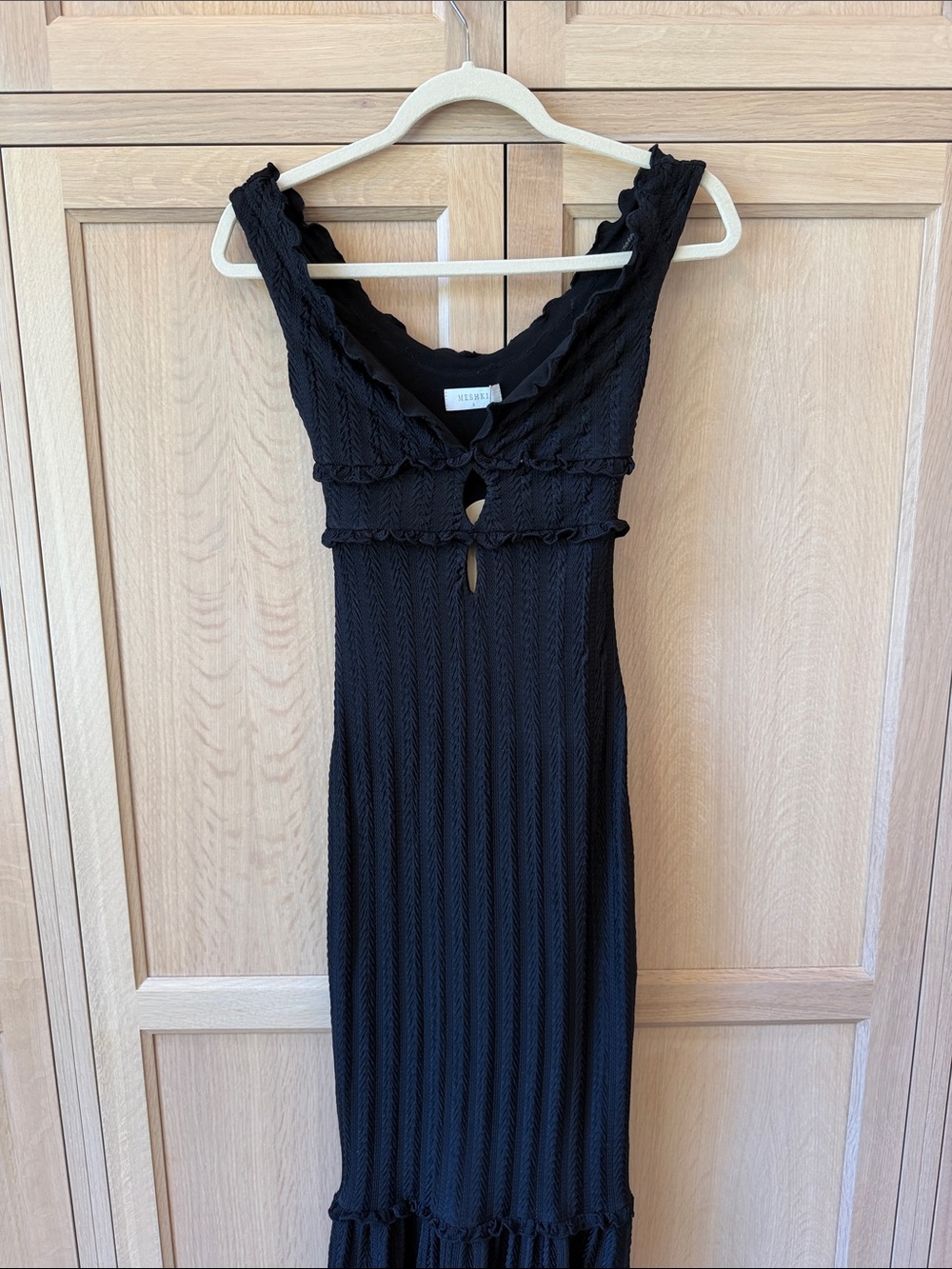 MESHKI | Natalie Off Shoulder Maxi Dress - Black | Size: Small - Picture 2 of 8